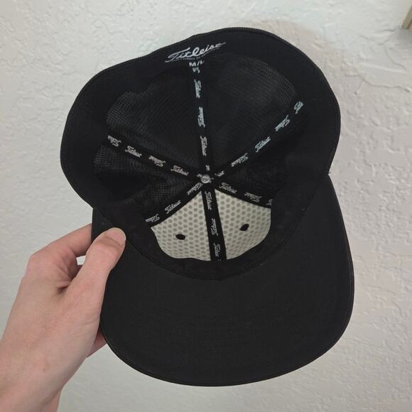Titleist Tour‎ Performance Golf Hat FJ ProV1 Mens Size M/L Black White Fitted - Picture 8 of 9